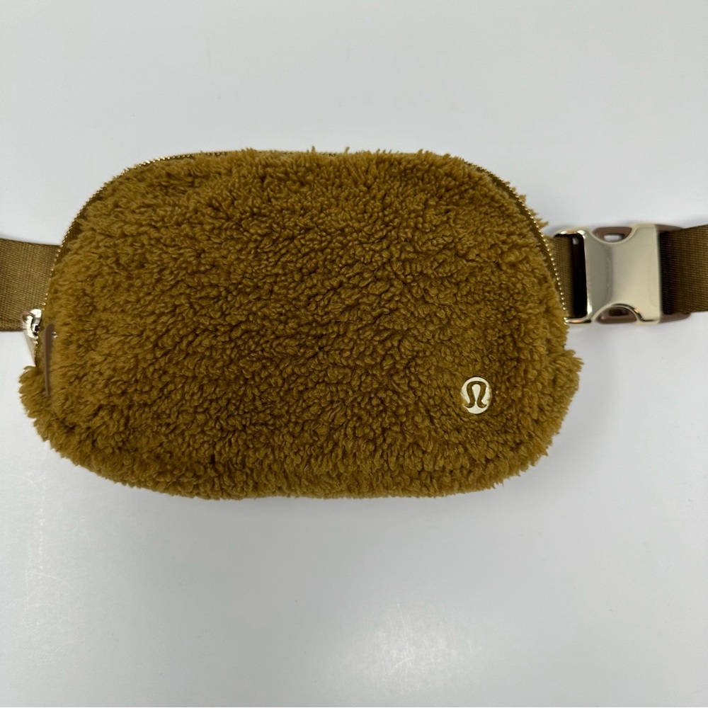Lululemon Everywhere Belt Bag 1L Fleece Burnt Caramel Brown - Picture 2 of 13